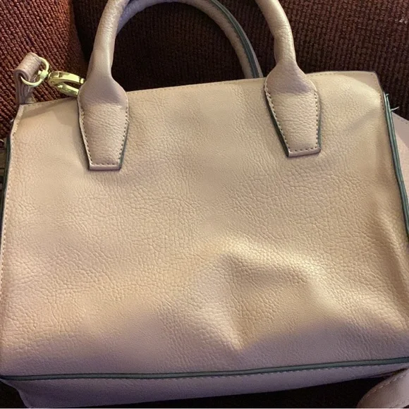 pink purse - Picture 3 of 4